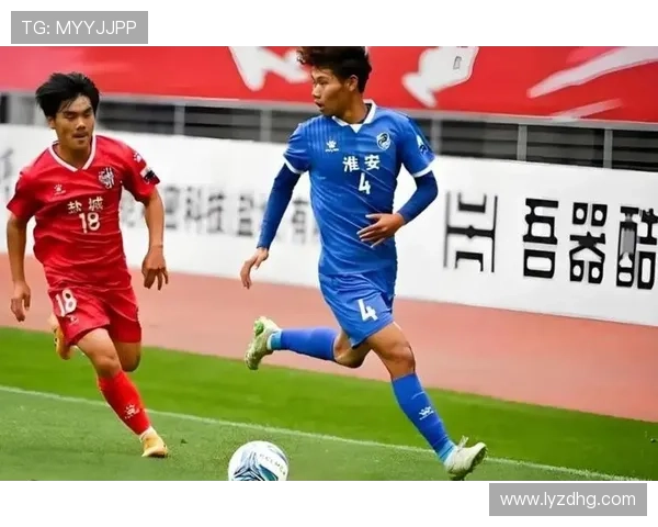 淮安队奋力拼搏迎接新赛季球员状态回升球迷热情高涨