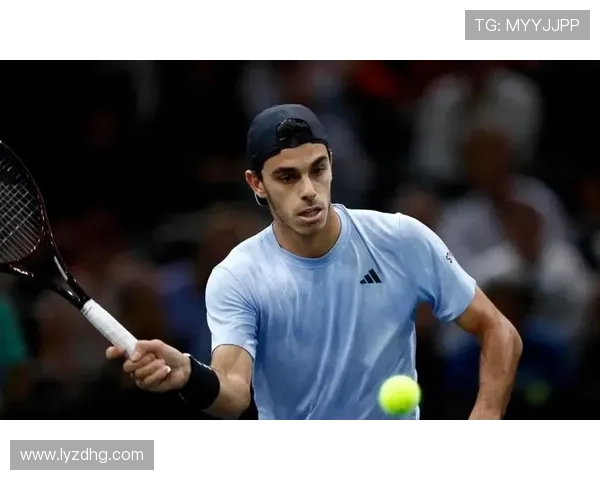 网球世界迎来新星崛起 赛季前瞻聚焦年轻力量与老将争锋