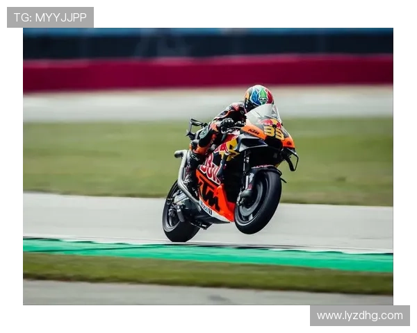 MotoGP赛场最新动态揭示各车队新季备战焦点趋势全面分析