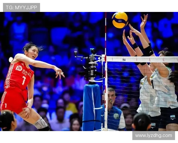 中国女排全员健康归队迎战世界联赛 强阵容助力力争重返冠军宝座 中国女排全员健康归队迎战世界联赛 强阵容助力力争重返冠军宝座